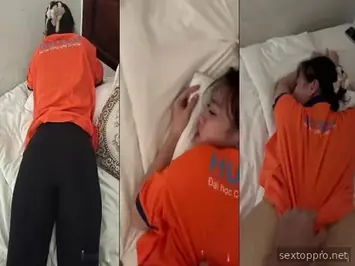 Bermain dengan mahasiswi Hutech yang nakal dan sangat menggoda